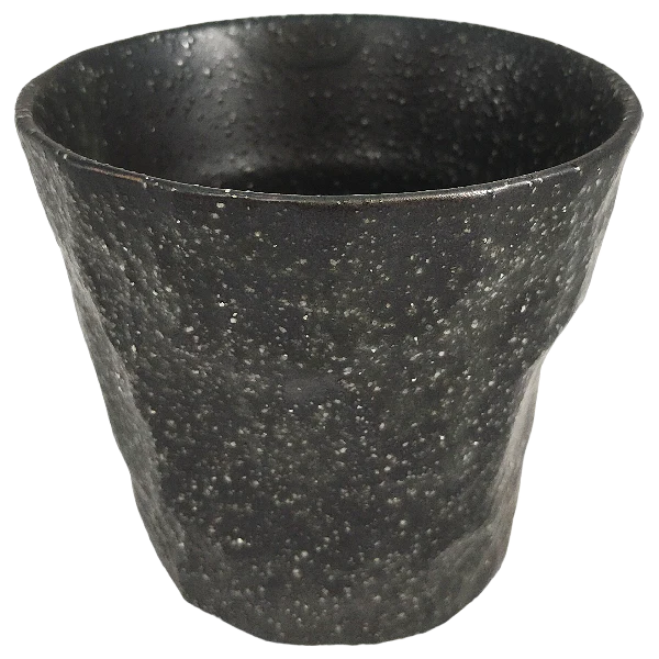 Tasse à saké en faïence noir Teori 9.2 x 8.2 cm
